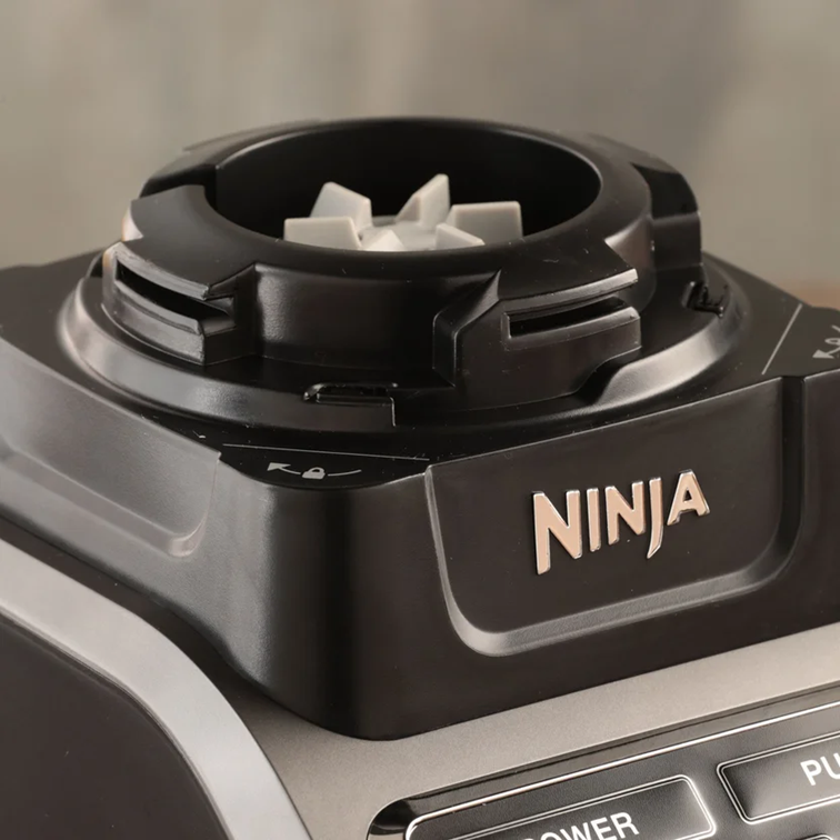 Licuadora Ninja Profesional de 1000 W Color Negro/Plata