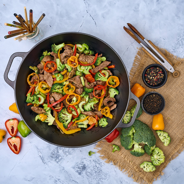 Sartén Wok de Hierro Fundido Victoria de 35,5 Cm 30926